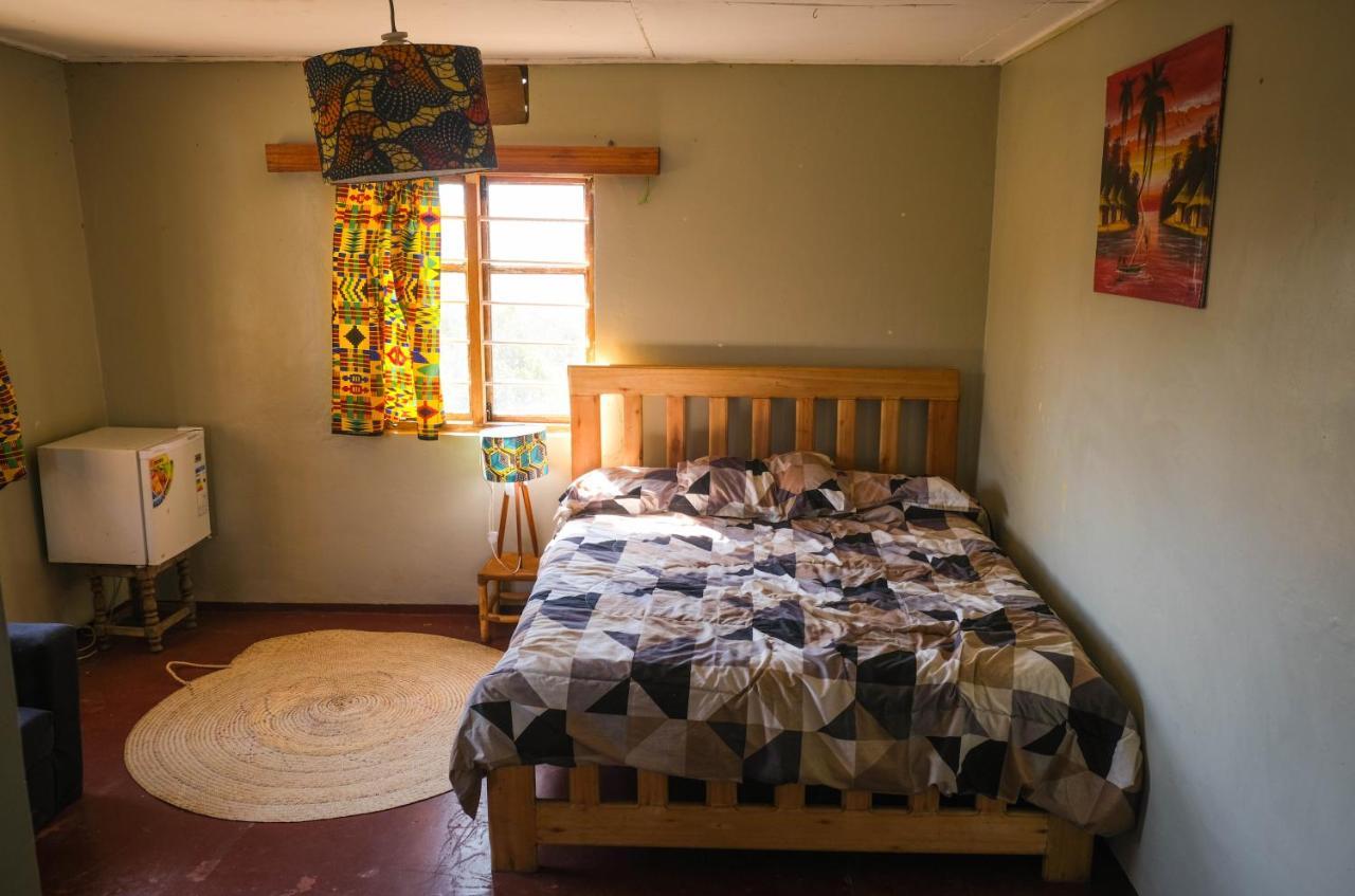 Emmy'S Backpackers Hostel Iringa Exterior foto