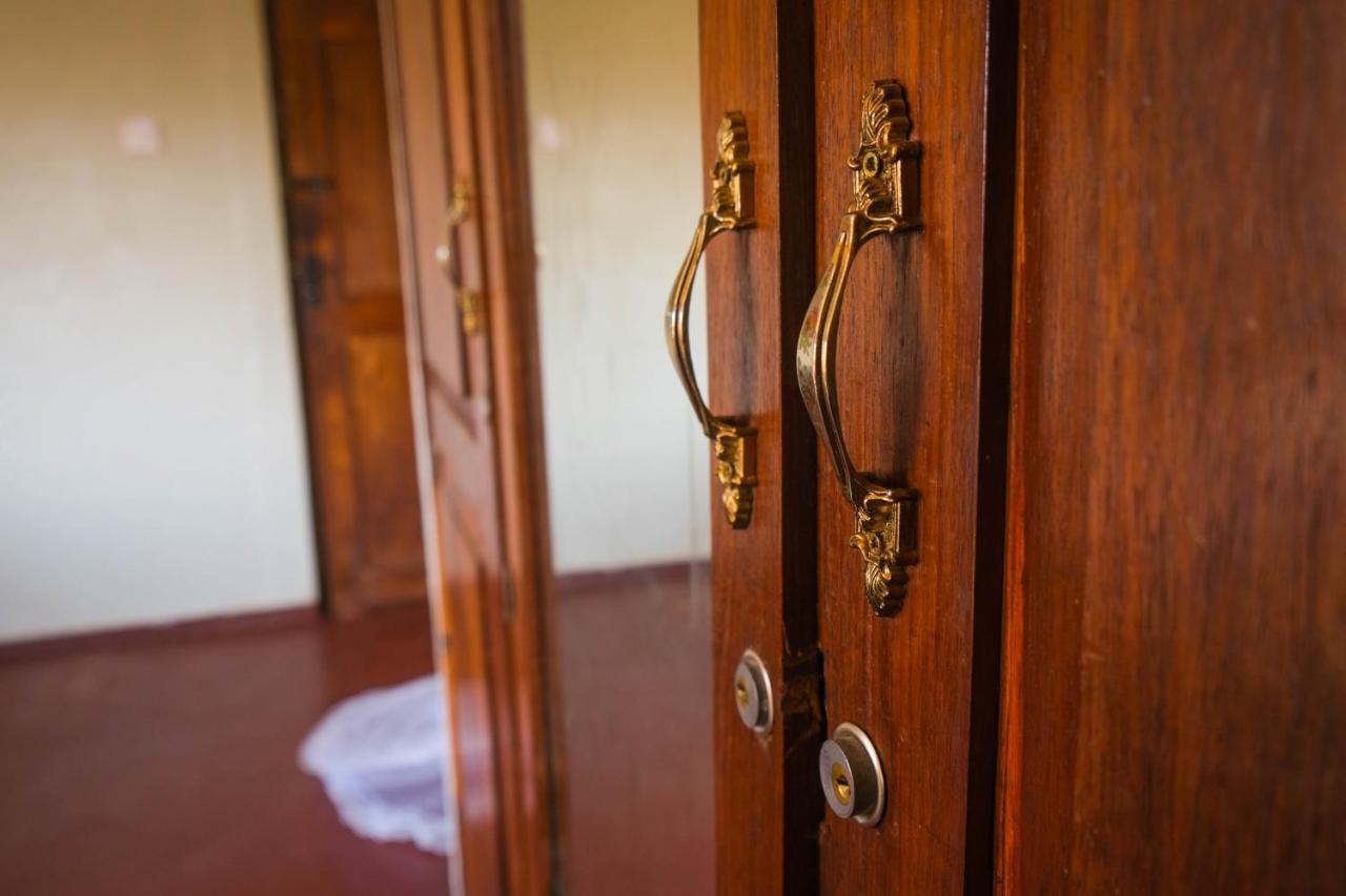 Emmy'S Backpackers Hostel Iringa Exterior foto