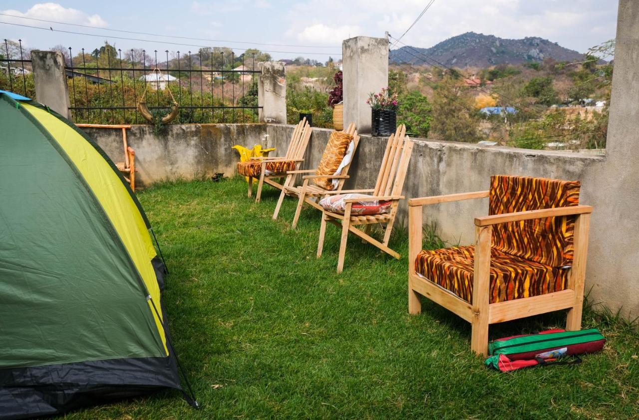 Emmy'S Backpackers Hostel Iringa Exterior foto