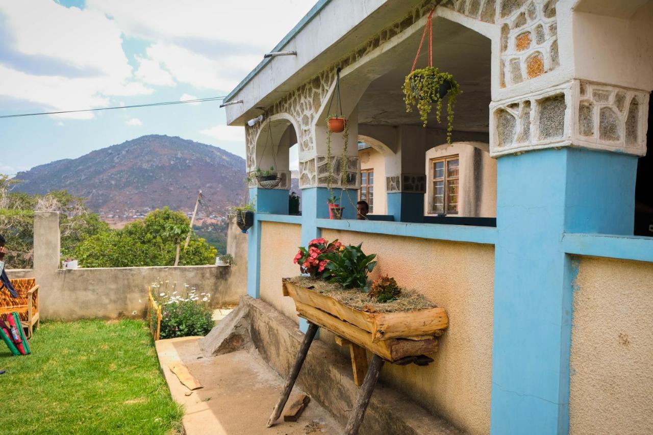 Emmy'S Backpackers Hostel Iringa Exterior foto