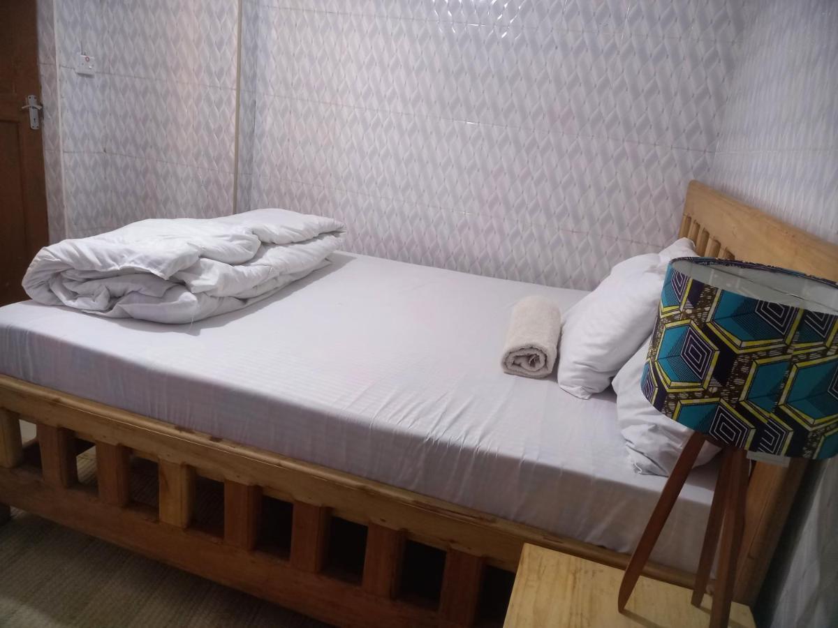 Emmy'S Backpackers Hostel Iringa Exterior foto